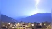 Relámpagos y descargas eléctricas sorprenden a vecinos de Chosica, Chaclacayo y otros distritos de Lima Este