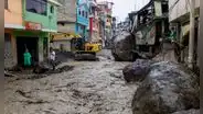 Desborde de río en Ayacucho deja 155 viviendas afectadas y pone en riesgo puente y colegios