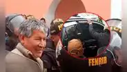 Ayacucho: Transportistas lanzan basura a Wilfredo Oscorima y gobernador tuvo que irse resguardado