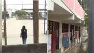 Miembros de mesa pasan 24 horas realizando conteo de votos en local de Villa El Salvador