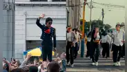 Bailarines peruanos sorprenden al sumarse al ‘flashmobs’ de Michael Jackson antes del estreno de la película