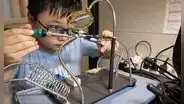 Che Jingang, niño prodigio de 14 años con estudios de primaria, diseñó y fabricó desde cero un motor turborreactor que sorprende al mundo por su talento científico