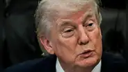 Trump afirma que Irán realizó una "violación total" del alto al fuego en Ormuz al atacar barcos de Francia y Reino Unido
