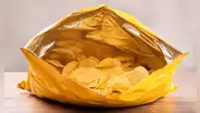 ¿Por qué tu bolsa de patatas está llena de aire? Los científicos revelan la verdad detrás del famoso mito de 'estafa comercial'