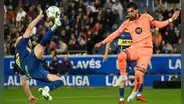 Barcelona estrena su título con una derrota: los culés cayeron 1-0 en su visita a Alavés por LaLiga