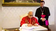 Papa León XIV insta a que la inteligencia artificial “no domine al ser humano” en su primera encíclica