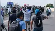 Paro agrario indefinido: manifestantes y policías se enfrentan por apertura de vía en Piura