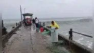 Oleaje anómalo cierra puertos en Perú: más de 500 pescadores afectados en Chincha y suspenden tours a Islas Ballestas
