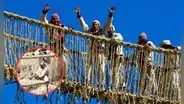 El último puente inca construido hace 600 años que la Unesco reconoció como Patrimonio Cultural: miles participan en la renovación cada año