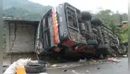 Tragedia en la Carretera Central: despiste de bus interprovincial deja 11 fallecidos y más de 15 heridos en Huánuco