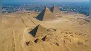 Arqueólogos descubren tumbas egipcias de 5.000 años de antigüedad que reescriben los orígenes de la arquitectura piramidal