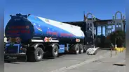 Gobierno de Rodrigo Paz Pereira prolonga congelar el precio de los combustibles por seis meses más en Bolivia