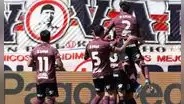 ¡Triunfo crema! Universitario venció 2-1 a ADT en Tarma y ganó en su primer partido del Torneo Clausura 2026