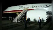 Supuesta amenaza iraní obligó a Trump a cambiar de avión oculto en un vehículo de catering tras cumbre de la OTAN