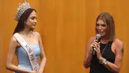 Luren Márquez se emociona al agradecer a Jessica Newton por devolverle la corona y el título del Miss Perú 2026: “Soy humana”