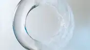 Científicos crean una nuevo tipo del plástico que se vaporiza al calentarse y luego se recompone