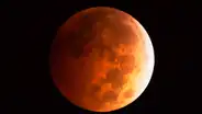 Un nuevo espectáculo astronómico: después del eclipse solar, un eclipse lunar parcial será visible durante la noche del 27 al 28 de agosto
