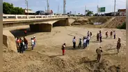 El nororiente del Perú podría quedar incomunicado por riesgo de colapso del puente La Leche, alerta gobernador