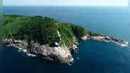 En esta isla de Sudamérica vive una serpiente por metro cuadrado, y nadie tiene permitido desembarcar