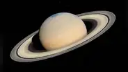 Astrónomos descubren una estructura geométrica de 10 lados que gira en la atmósfera de Saturno