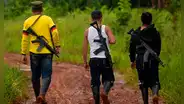 Colombia flexibiliza el porte de armas en plena ofensiva de Abelardo de la Espriella contra los grupos armados