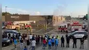 Horror en Walmart | Autoridades de EE.UU. obligan evacuar a clientes por incendio en un congelador: ¿Hubo algún herido?