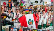 Los Mirlos llevan la cumbia amazónica peruana al mundo con su participación en el Tiny Desk