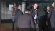 Rafael López Aliaga llega al debate municipal: así fue el ingreso del líder de Renovación Popular