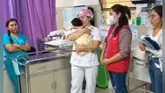 Enfermera busca adoptar a bebé abandonado en hospital de SJL, pero observaron su solicitud por ser soltera