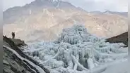 Un ingeniero de la India creó glaciares artificiales en el Himalaya y una década después abastecen de agua a decenas de aldeas