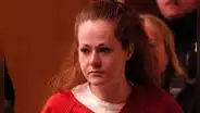 Christa Pike sobrevive a dos dosis de la inyección letal durante su ejecución y es trasladada a un hospital en EE. UU.