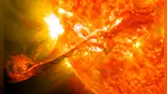 Erupción solar y riesgo de tormenta geomagnética: una nube de plasma llegará a la Tierra el viernes