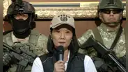 Keiko Fujimori, rodeada de militares, dice que agredieron a su ministro en el Senado: "Le expreso mi total respaldo"