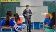Nuevas reglas de disciplina escolar reciben respaldo, pero advierten que sanciones no bastan para resolver la violencia