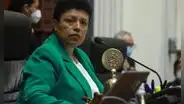 Martha Moyano señala que Senado puede aumentar materias a pedido de facultades y que "ser autoritario no es tan malo"
