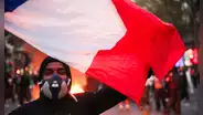 Más de 200 detenidos, un herido por granada y múltiples enfrentamientos deja la jornada de protestas en Francia