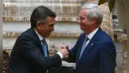 Bolivia y Chile firman memorando para desarrollar un “corredor bioceánico” de fibra óptica que conecte el Pacífico y el Atlántico