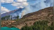 Cusco: fuego continúa avanzando en el Apu Pachatusan y dificulta labor de los bomberos