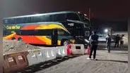 Atacan a bus de Cruz del Sur lleno de pasajeros cuando se dirigía hacia Trujillo