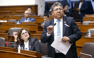 Presentan denuncia constitucional contra Jorge Flores