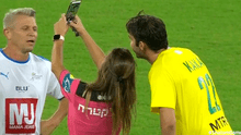 Kaká es amonestado por una árbitro que luego le pidió un selfie en pleno partido [VIDEO]