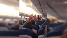 Ancianos fueron expulsados de avión por no hablar inglés [VIDEO]
