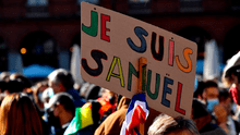 “Je suis prof”: miles de personas rinden homenaje al profesor asesinado en Francia [VIDEO]