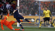 YouTube: La increíble estrategia que usó un jugador español después del gol en la final del Mundial 2010 [VIDEO]