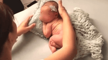 Facebook: sesión fotográfica de bebé termina manchada por inesperada situación [VIDEO]