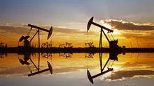 Precios de petróleo caen más de 5% por temor a que la demanda de China se contraiga