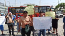 Taxistas protestan semidesnudos para exigir traslado de un menor de 7 años al INEN