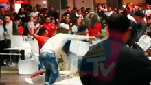Perú vs. Francia: hinchas se pelean en centro comercial del Callao durante el partido [VIDEO]