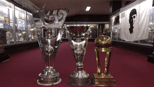 Universitario: Denuncian robo de varios trofeos del museo crema [VIDEO]