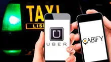 Uber y Cabify dejarán de operar en Barcelona ante presiones de los taxistas